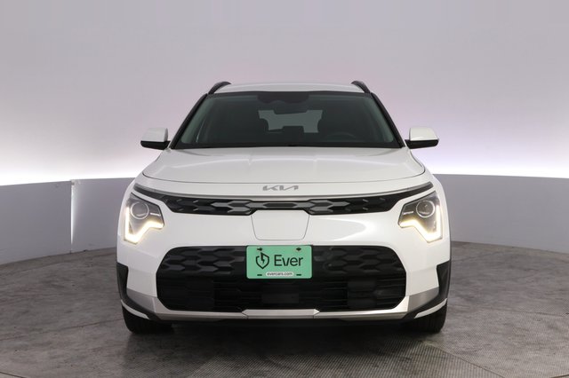 2024 Kia Niro EV — photo 9 of 24