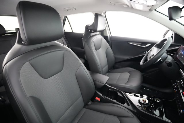 2024 Kia Niro EV — photo 18 of 24