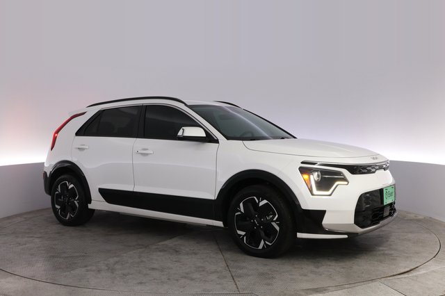 2024 Kia Niro EV — photo 11 of 24