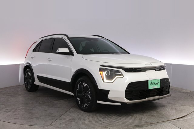 2024 Kia Niro EV — photo 10 of 24
