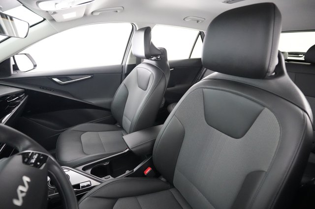 2024 Kia Niro EV — photo 3 of 24