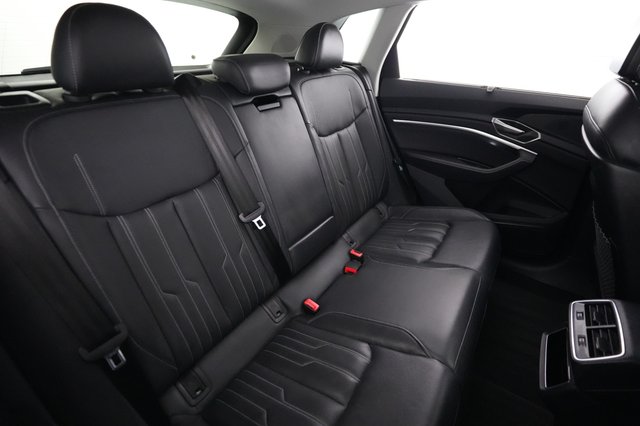 2024 Audi Q8 e-tron — photo 4 of 24