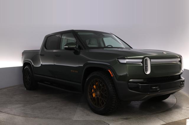 2025 Rivian R1T — photo 10 of 22