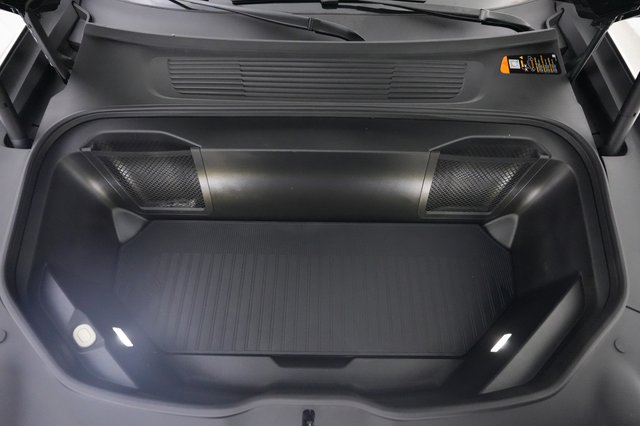 2025 Rivian R1T — photo 21 of 22