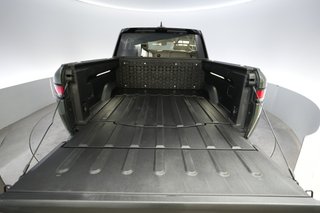 2025 Rivian R1T — photo 6 of 22