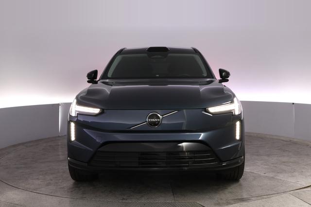 2025 Volvo EX90 — photo 9 of 24