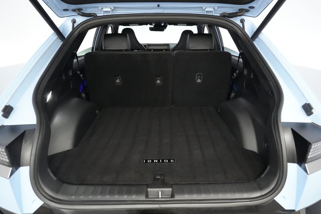 2025 Hyundai IONIQ 5 — photo 6 of 22