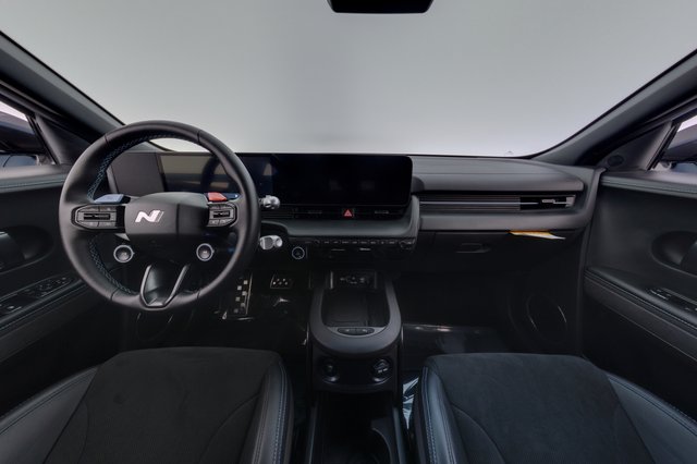 2025 Hyundai IONIQ 5 — photo 21 of 22