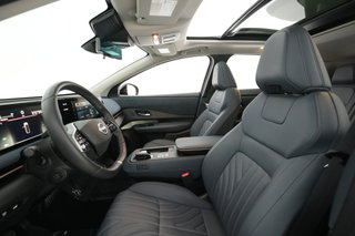 2023 Nissan Ariya — photo 18 of 27