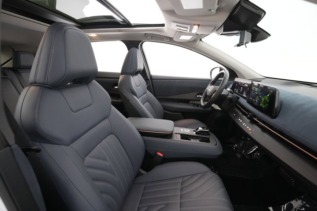 2023 Nissan Ariya — photo 20 of 27