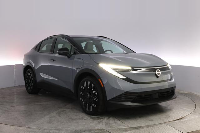 2026 Nissan LEAF — photo 10 of 24