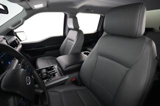2023 Ford F-150 Lightning — photo 3 of 20