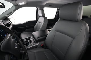 2023 Ford F-150 Lightning — photo 3 of 20