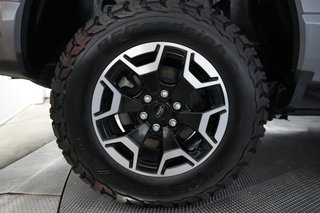 2023 Ford F-150 Lightning — photo 11 of 20