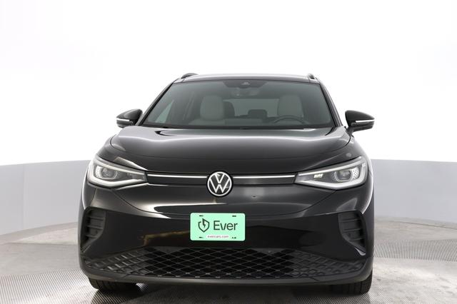 2021 Volkswagen ID.4 — photo 9 of 22