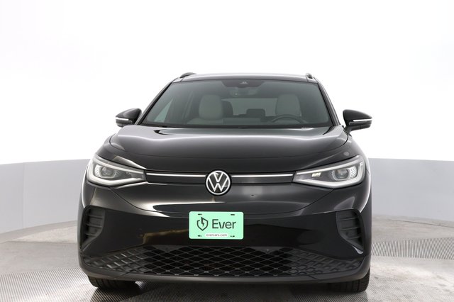 2021 Volkswagen ID.4 — photo 9 of 22
