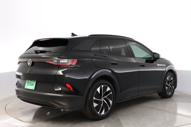 2021 Volkswagen ID.4 — photo 2 of 22