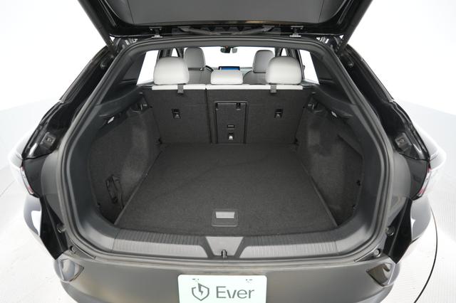 2021 Volkswagen ID.4 — photo 6 of 22