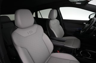 2021 Volkswagen ID.4 — photo 4 of 22