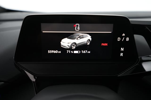 2021 Volkswagen ID.4 — photo 5 of 22