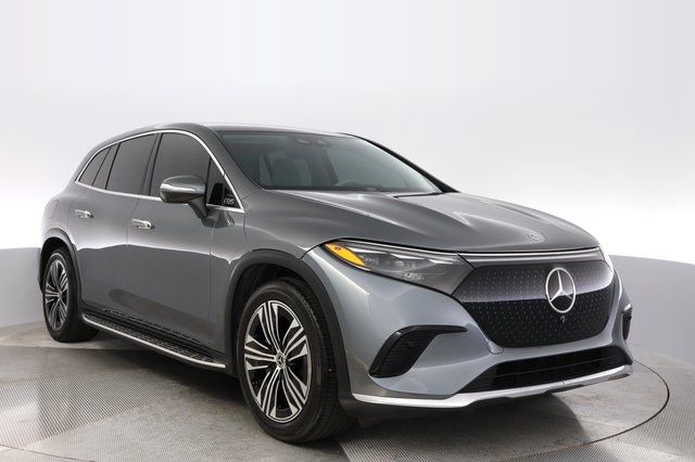 2023 Mercedes-Benz EQS SUV — photo 10 of 23