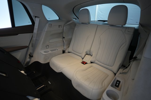2023 Mercedes-Benz EQS SUV — photo 20 of 23