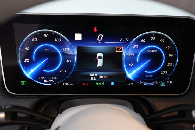 2023 Mercedes-Benz EQS SUV — photo 5 of 23