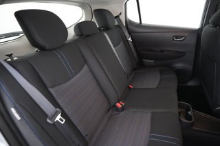 2023 Nissan LEAF — photo 4 of 23
