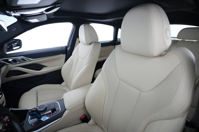 2022 BMW i4 — photo 3 of 25