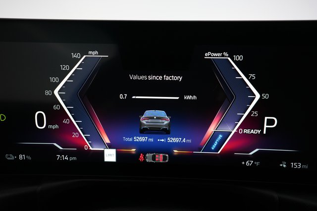 2022 BMW i4 — photo 5 of 25