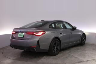 2022 BMW i4 — photo 2 of 25
