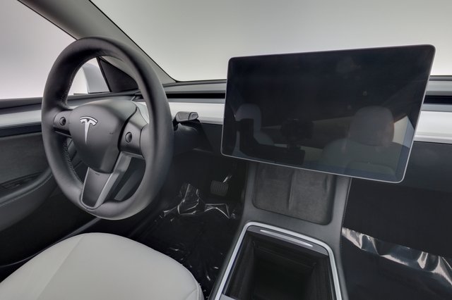 2023 Tesla Model Y — photo 20 of 26