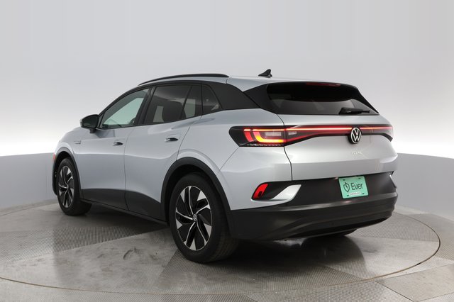 2021 Volkswagen ID.4 — photo 11 of 30