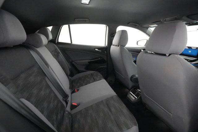 2021 Volkswagen ID.4 — photo 21 of 30