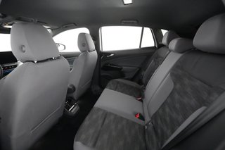 2021 Volkswagen ID.4 — photo 19 of 30