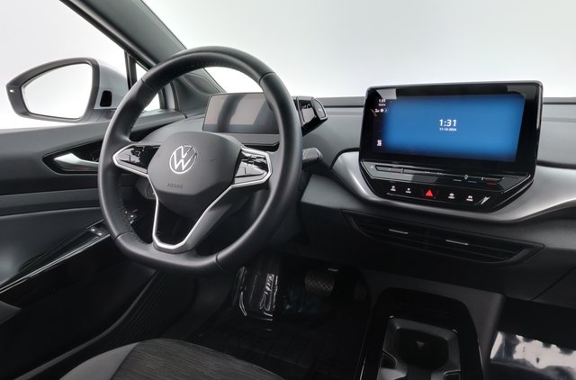 2021 Volkswagen ID.4 — photo 3 of 30