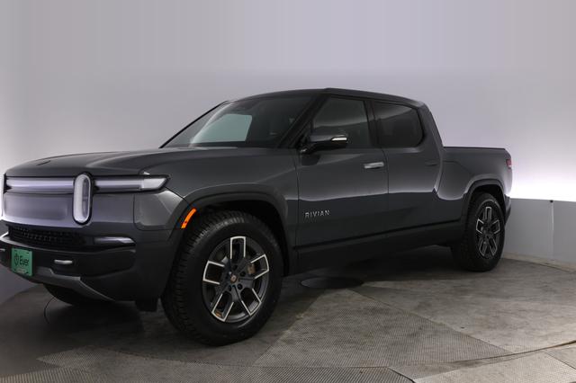 2025 Rivian R1T — VIN 7FCTGBAA1SN037487