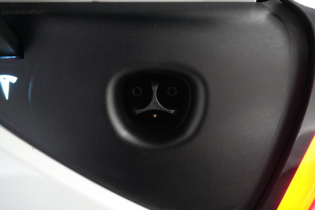 2023 Tesla Model Y — photo 8 of 23