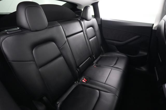 2023 Tesla Model Y — photo 4 of 23