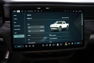 2022 Rivian R1T — photo 5 of 22