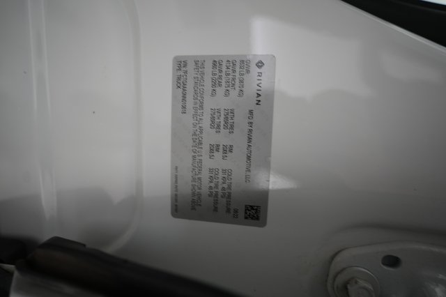 2022 Rivian R1T — photo 22 of 22