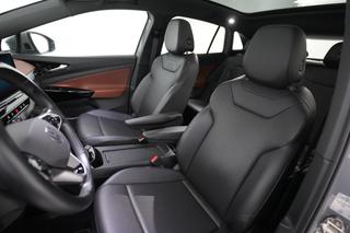 2021 Volkswagen ID.4 — photo 3 of 22