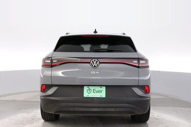 2021 Volkswagen ID.4 — photo 12 of 22