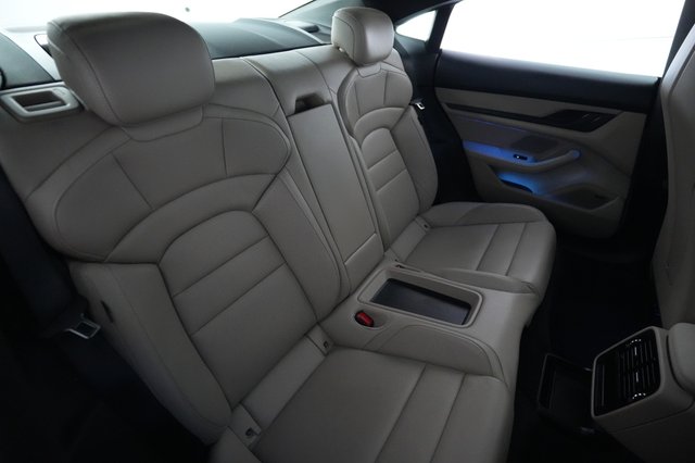 2023 Porsche Taycan — photo 4 of 28