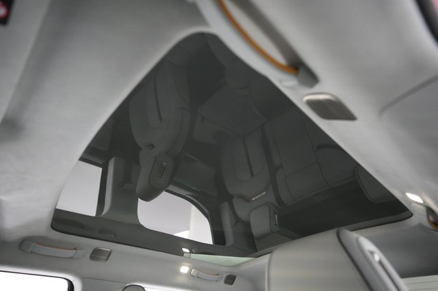 2022 Rivian R1T — photo 23 of 26