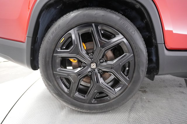 2022 Rivian R1T — photo 16 of 26