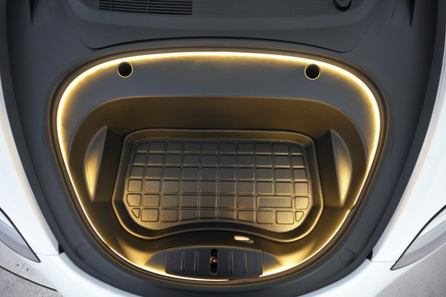 2023 Tesla Model 3 — photo 23 of 24