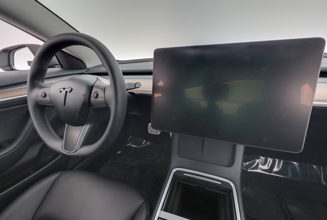 2023 Tesla Model 3 — photo 20 of 24
