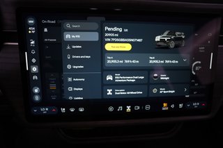 2025 Rivian R1S — photo 5 of 26
