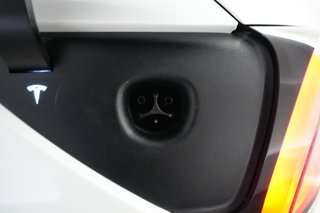 2021 Tesla Model Y — photo 8 of 28